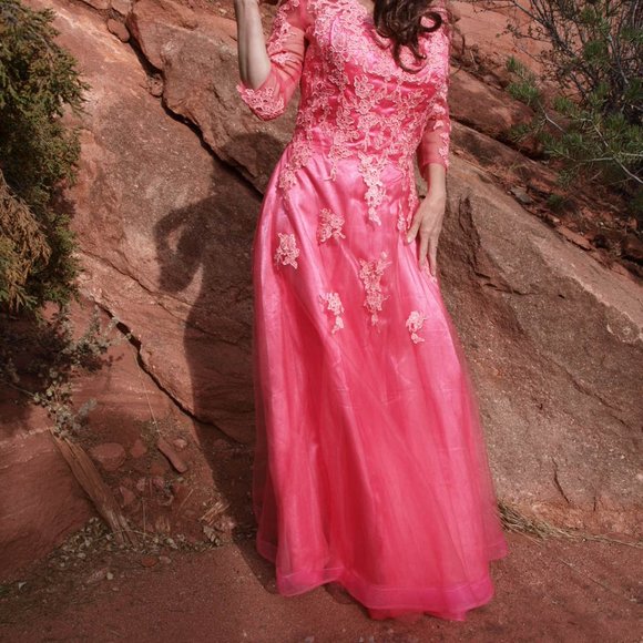 Long Coral Dress BY HAPPY WEDDING SIZE 14 NEW - Picture 12 of 13